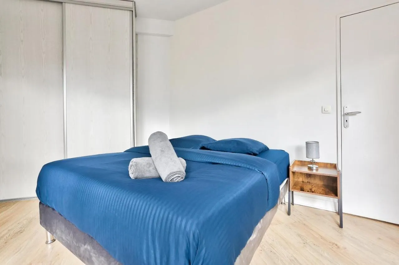 Appartement Quartier Republique Parigi Appartamento