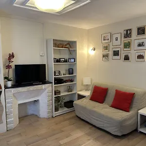 Appartamento Heart Of Paris, Quiet, Perfect To Enjoy The, Parigi