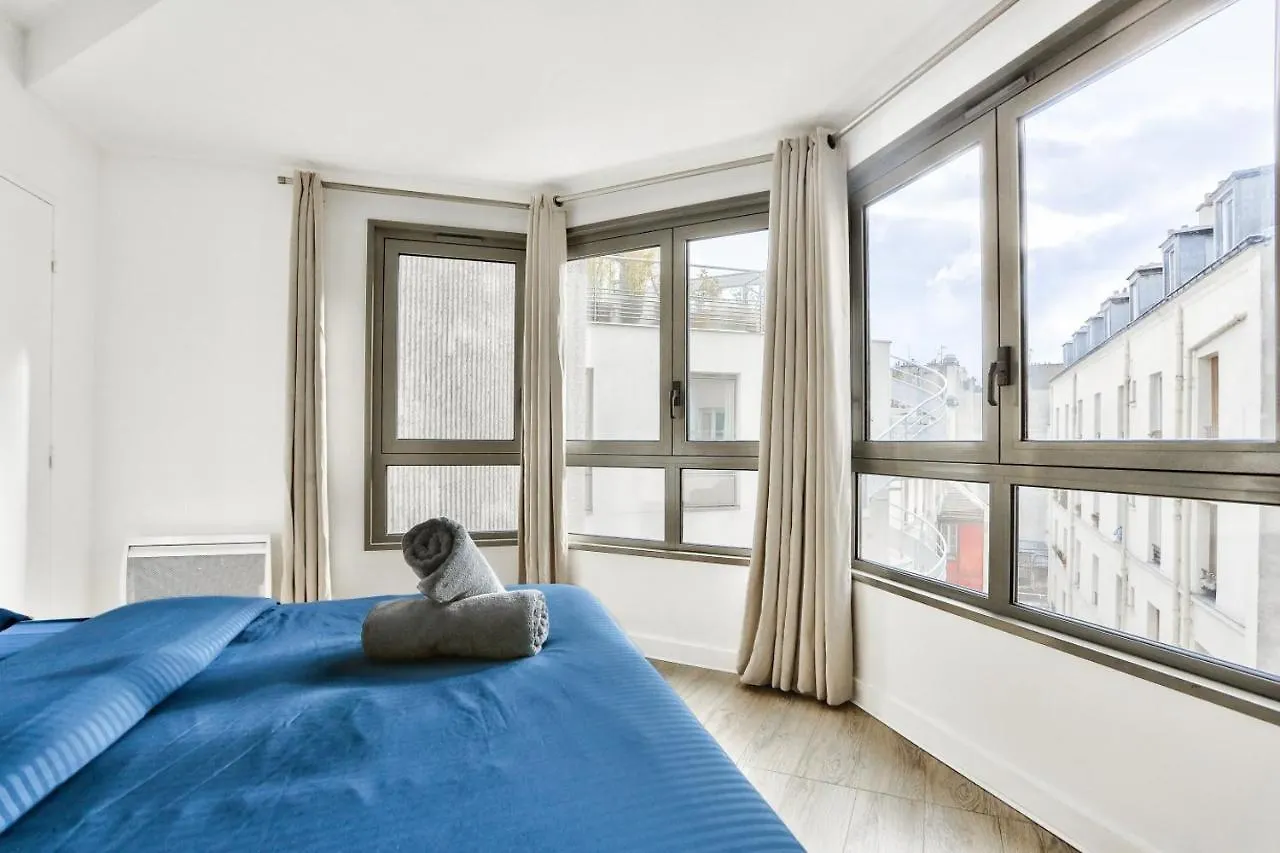 Appartement Quartier Republique Paris 0*,  France